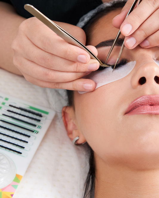 Lash Retention 101: Why Your Clients Need Fills Every 2–3 Weeks