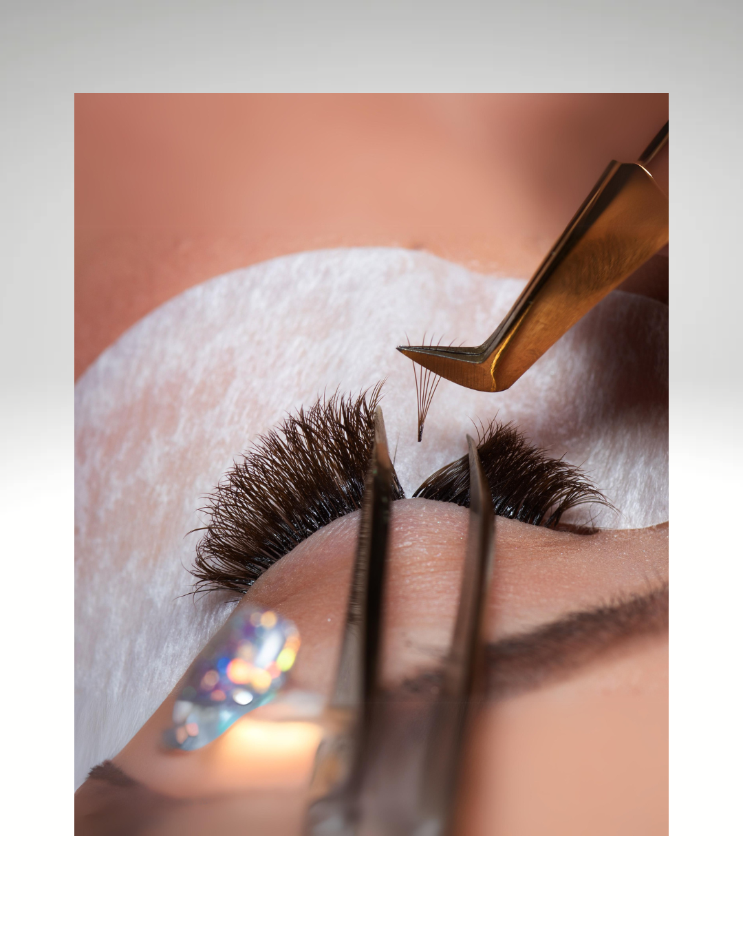 Pro-Made Lash Fans vs. Hand-Made Lash Fans